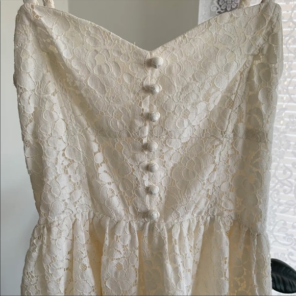 Aritzia Talula Debutante Dress - Picture 2 of 4